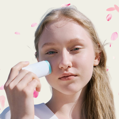 Skin1004 Madagascar Centella Hyalu-Cica Silky-Fit Sun Stick SPF50+ PA++++ 20g